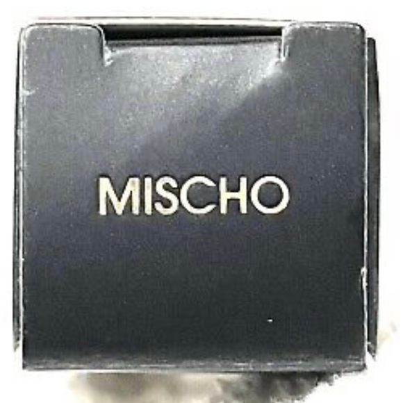 🆕MISCHO BEAUTY • LIQUID EYESHADOW IN MISCHO 👁️✨ - Picture 6 of 7